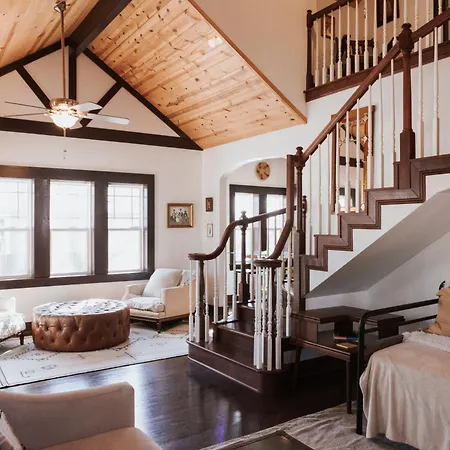 Midtown Retreat Bungalow